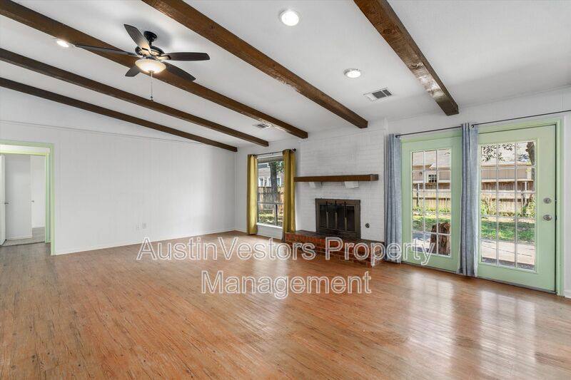 House for rent at 10057 Woodland Village Dr, Austin, TX 78750