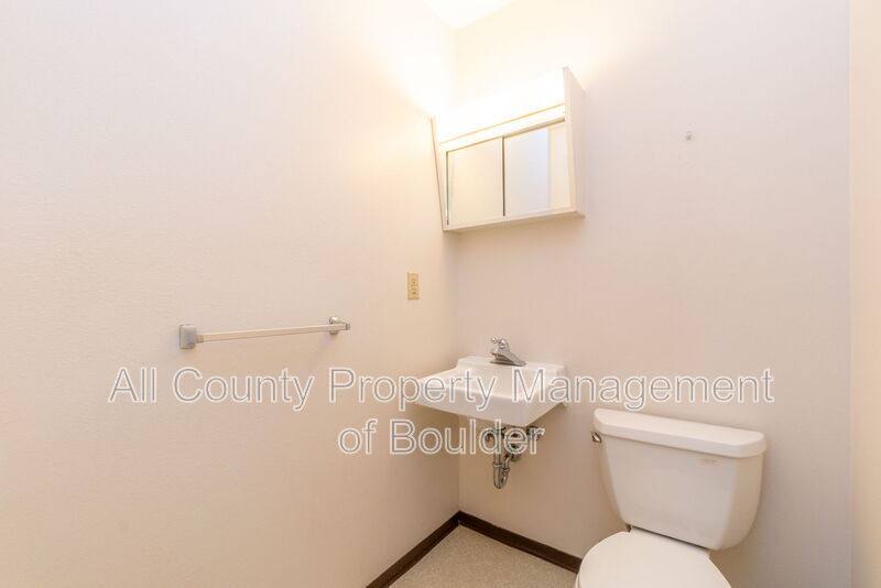 Townhouse for rent at 1817 Grove St #3, Boulder, CO 80302