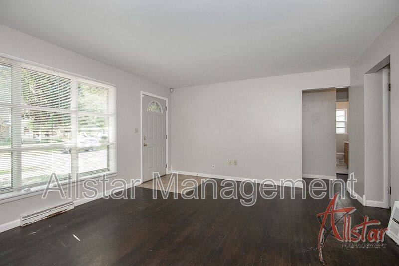 House for rent at 1617 Osage Ave, Akron, OH 44305
