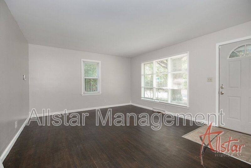 House for rent at 1617 Osage Ave, Akron, OH 44305