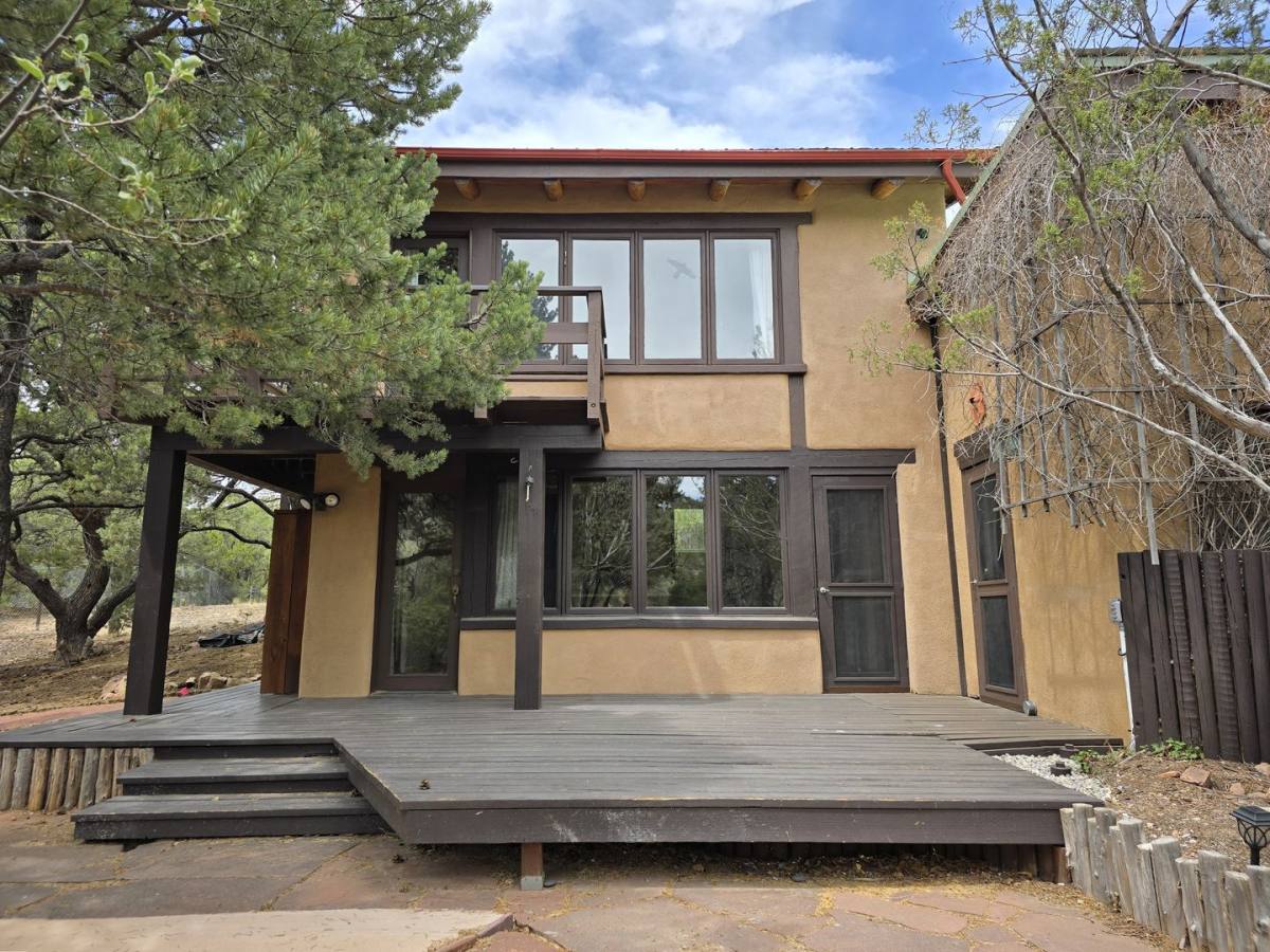 House for rent at 9 B Old Dog Run, Santa Fe, NM 87508