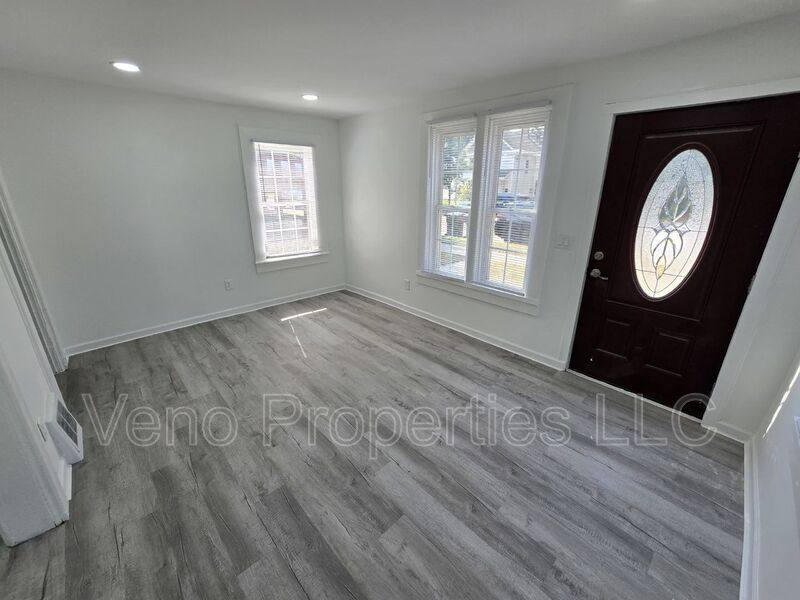 Apartment for rent at 133 Bay St #A, Glens Falls, NY 12801