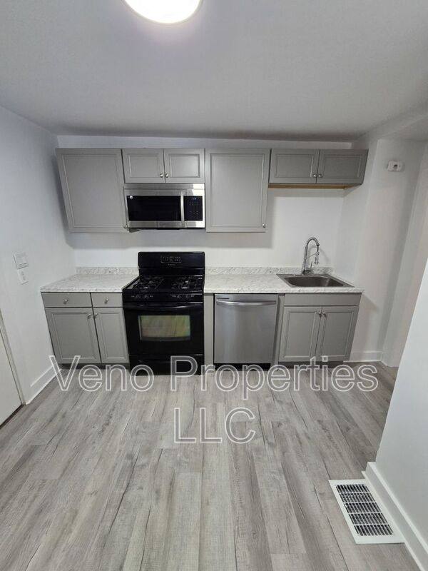 Apartment for rent at 133 Bay St #A, Glens Falls, NY 12801