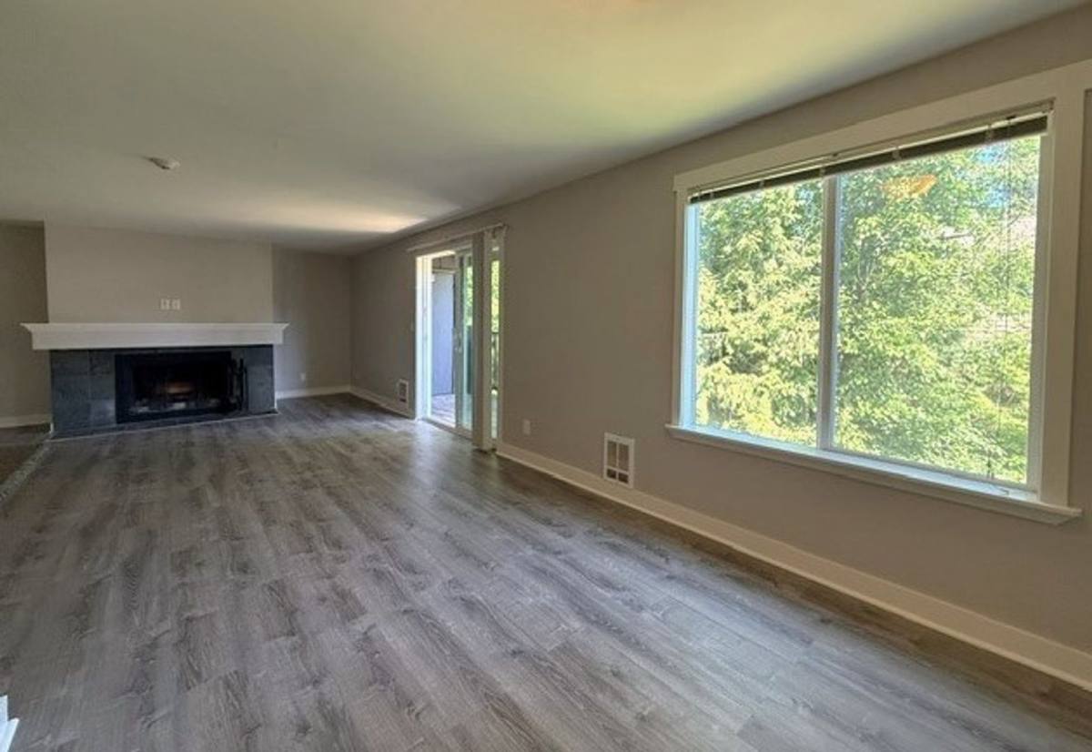 Apartment for rent at 6627 200th St SW, Lynnwood, WA 98036