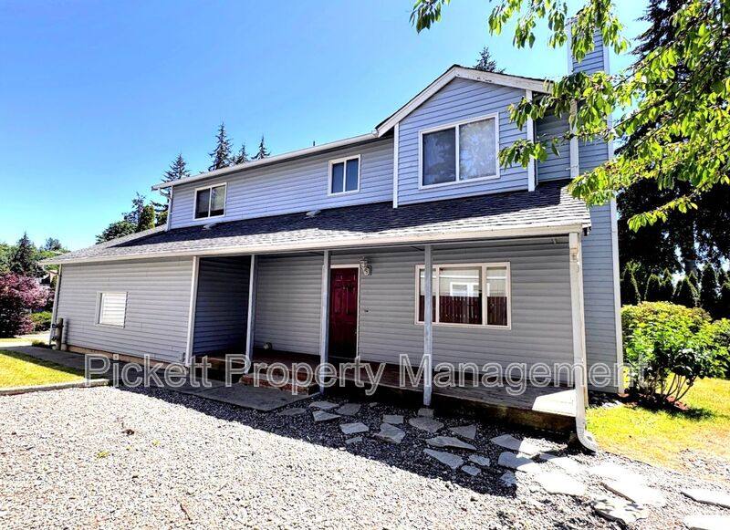 House for rent at 600 NE Flagstone Lane, Bremerton, WA 98310