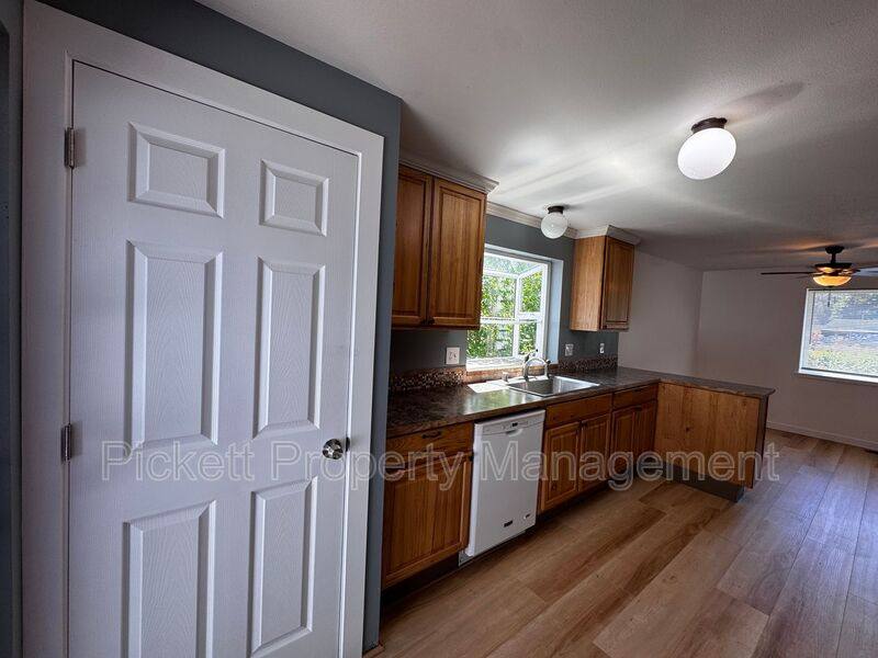 House for rent at 600 NE Flagstone Lane, Bremerton, WA 98310