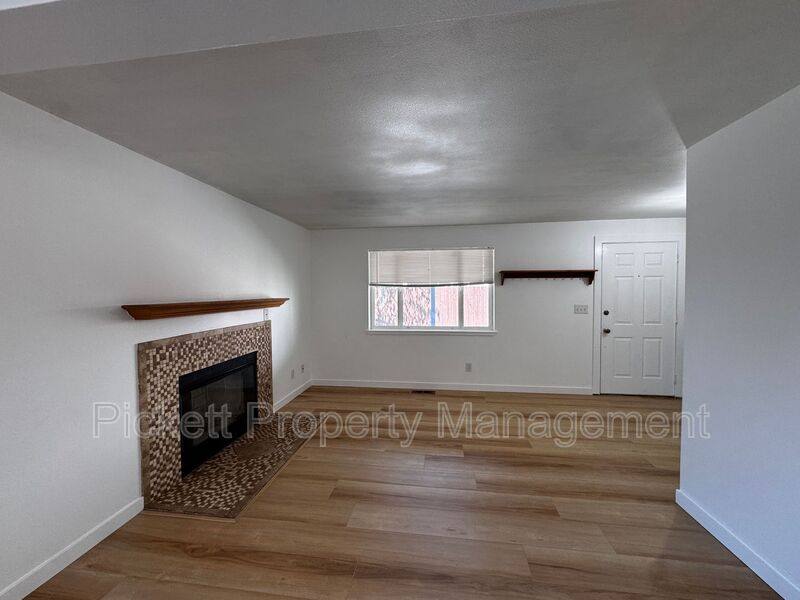 House for rent at 600 NE Flagstone Lane, Bremerton, WA 98310