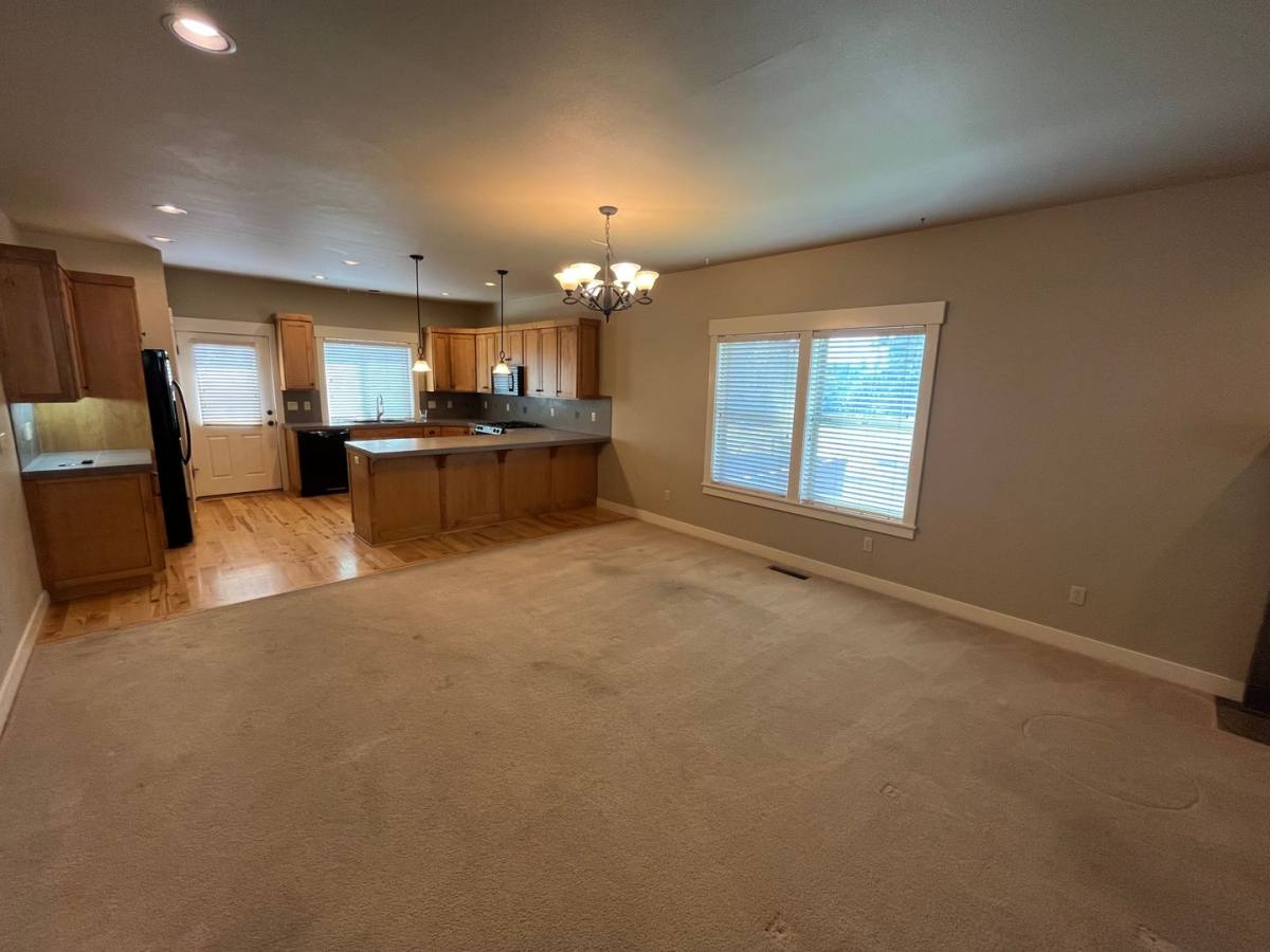 House for rent at 61416 Elder Ridge St, Bend, OR 97702