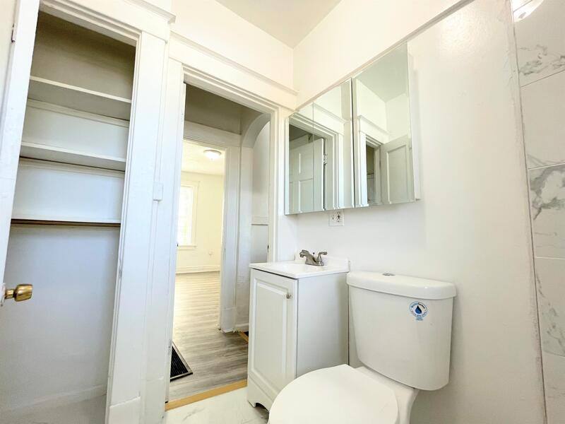 Apartment for rent at 2749 Pestalozzi #2W, Saint Louis, MO 63118