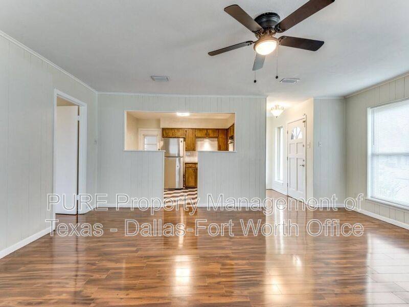 House for rent at 1224 Parkwood Place, Irving, TX 75060