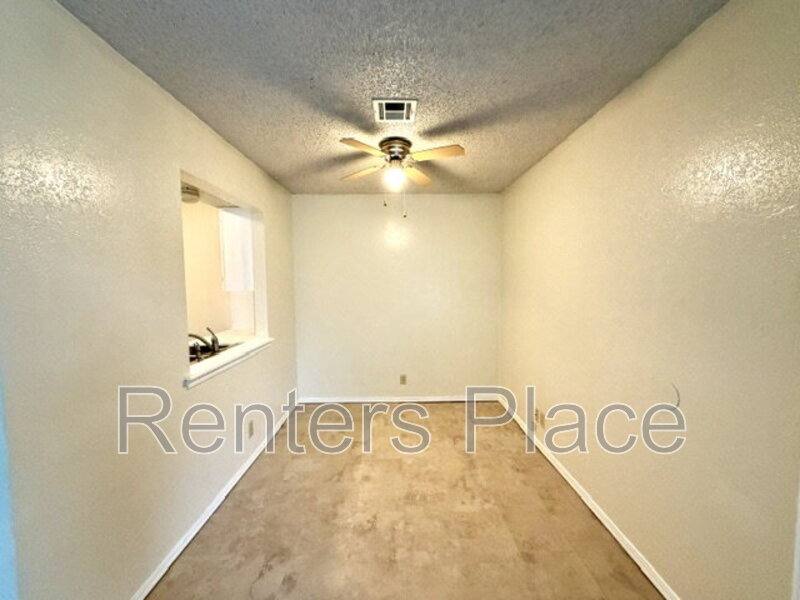 House for rent at 8215 N 117th E Ave, Owasso, OK 74055