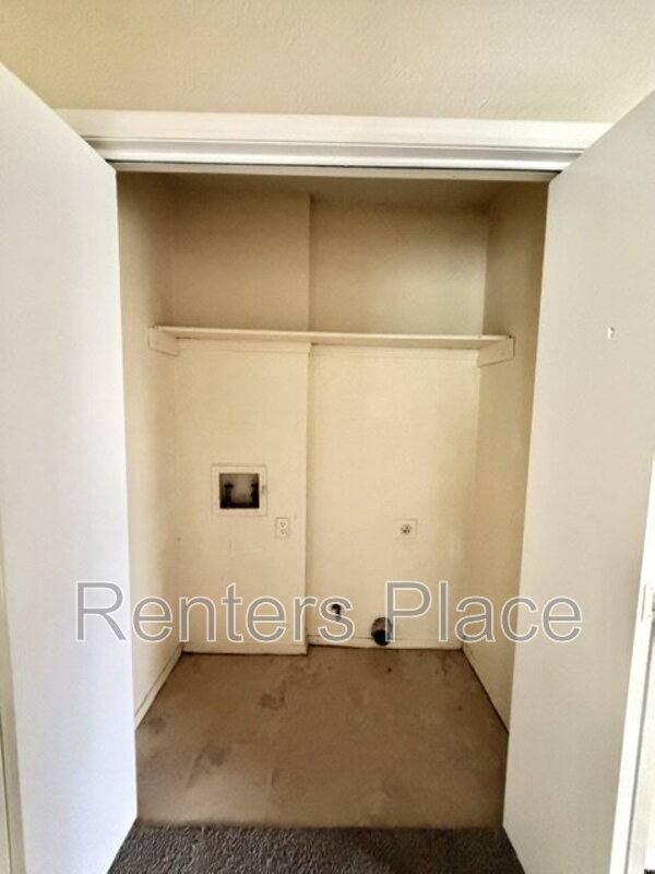House for rent at 8215 N 117th E Ave, Owasso, OK 74055