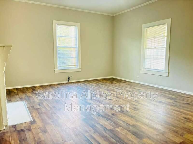 House for rent at 321 N Poplar St, Gastonia, NC 28054