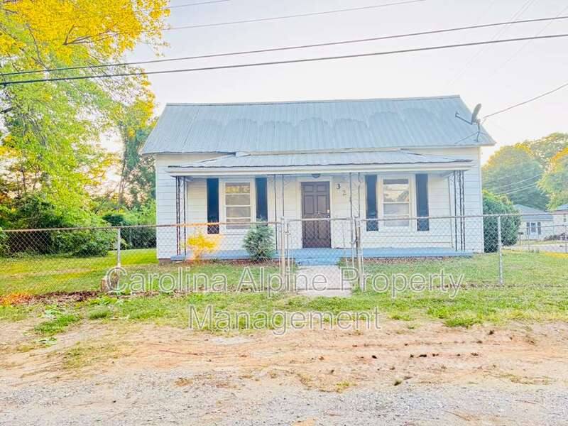 House for rent at 321 N Poplar St, Gastonia, NC 28054