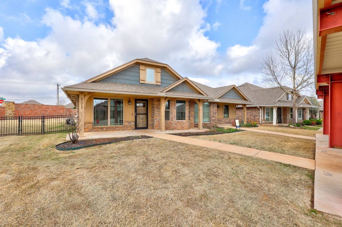 Apartment for rent at 5701 Goldfinger, Oklahoma City, OK 73179