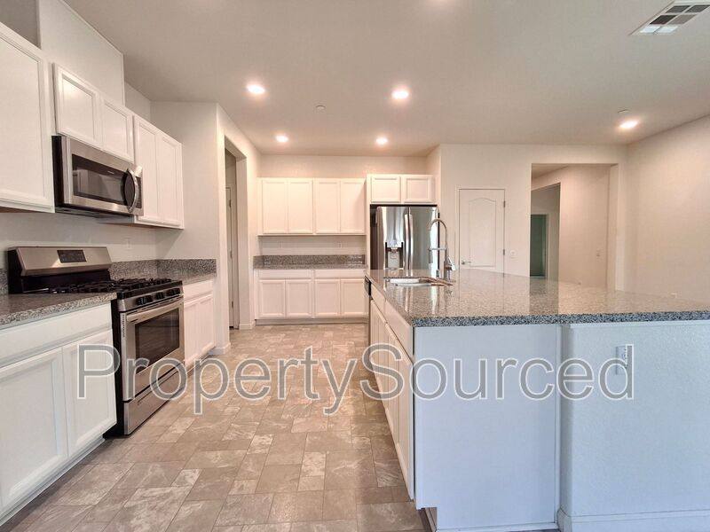 House for rent at 2687 Taft Ave, Manteca, CA 95337