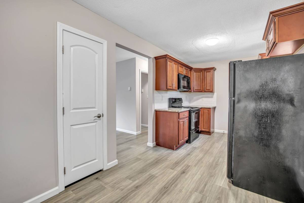 Apartment for rent at 81 Overton Ave, Waterbury, CT 06705