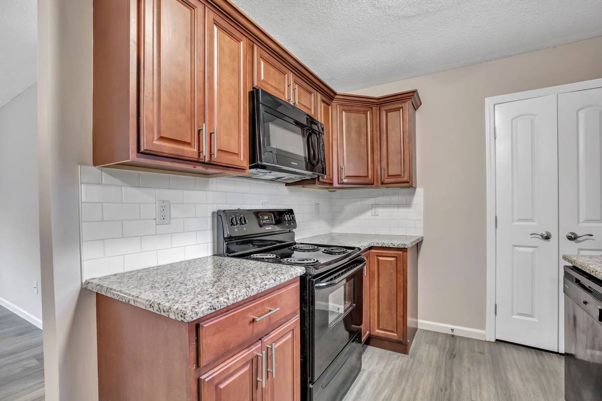 Apartment for rent at 81 Overton Ave, Waterbury, CT 06705