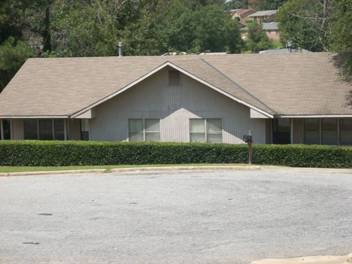 Apartment for rent at 9 Montclair Court, Columbus, GA 31907