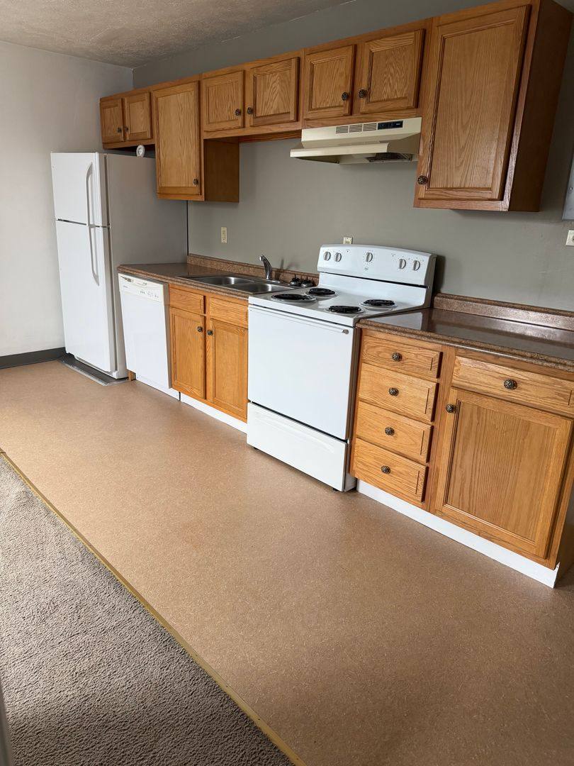 Apartment for rent at 120 S McDonald St, McDonald, PA 15057