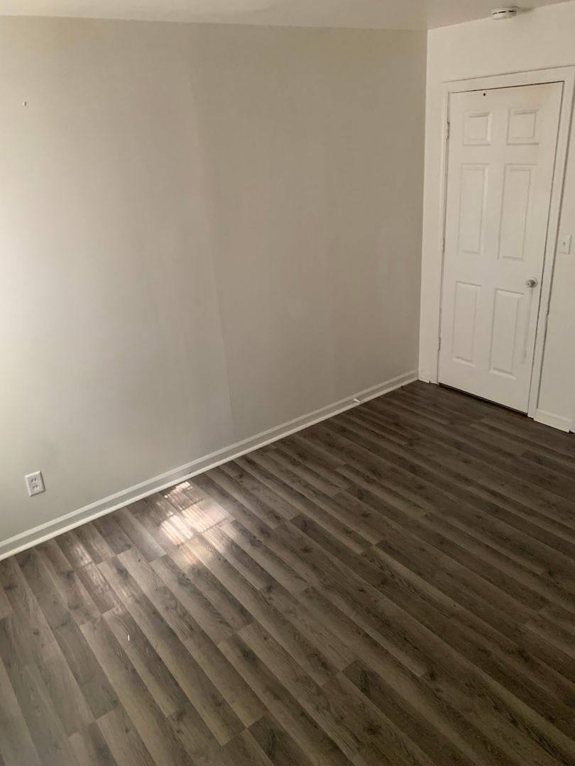 House for rent at 1816 S Pope, Springfield, IL 62703
