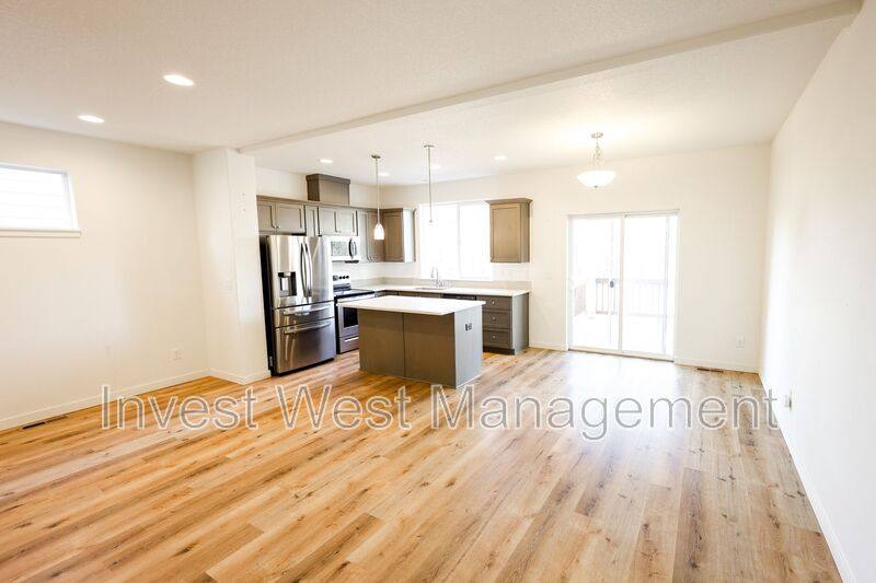 House for rent at 1043 N Fairhope Place, Ridgefield, WA 98642