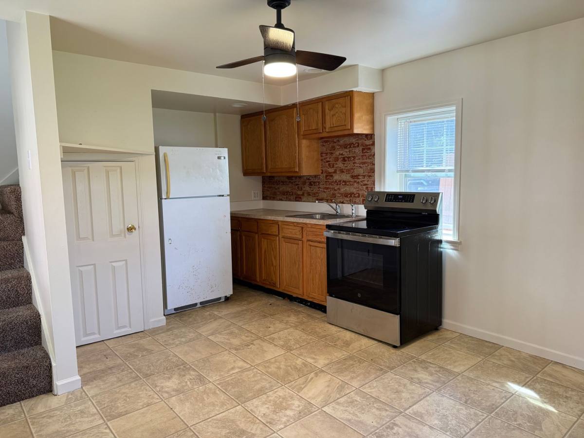Apartment for rent at 202 N Main St, Manheim, PA 17545