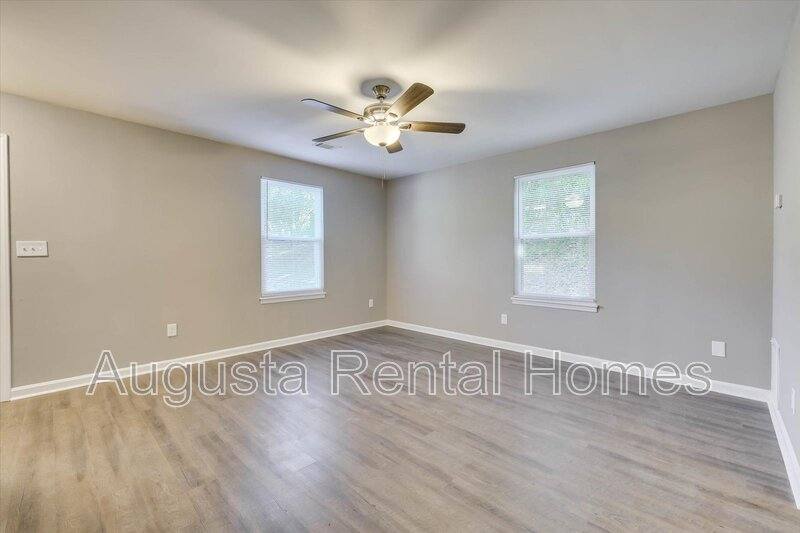 Townhouse for rent at 306 W Buena Vista Ave, North Augusta, SC 29841