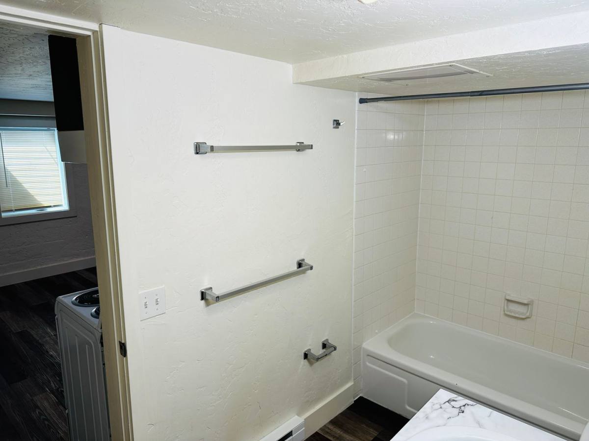 Apartment for rent at 207 N 34th St, Billings, MT 59101
