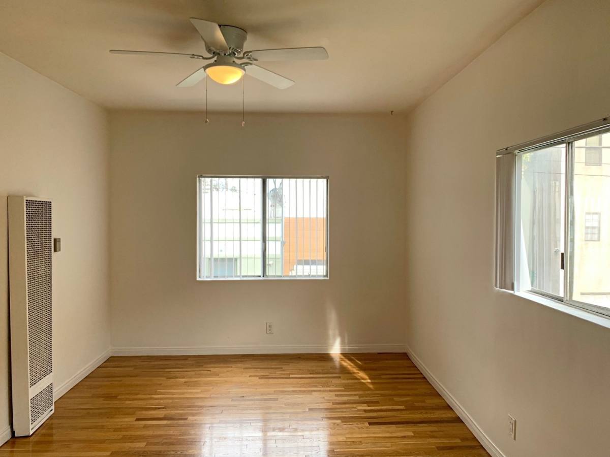 Apartment for rent at 1814 Pacific Ave, Venice, CA 90291