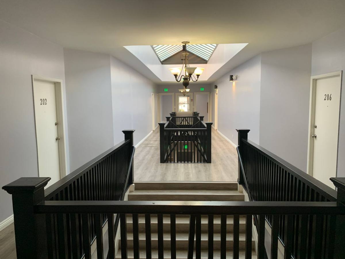 Apartment for rent at 1814 Pacific Ave, Venice, CA 90291