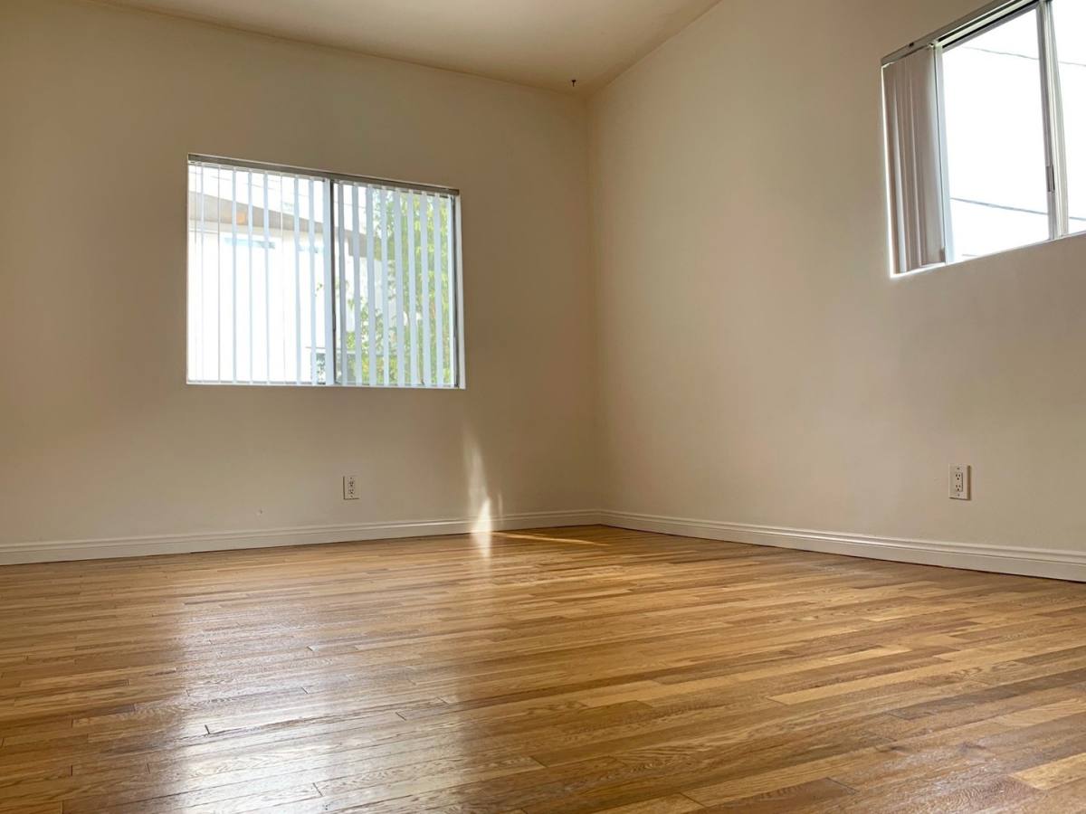 Apartment for rent at 1814 Pacific Ave, Venice, CA 90291