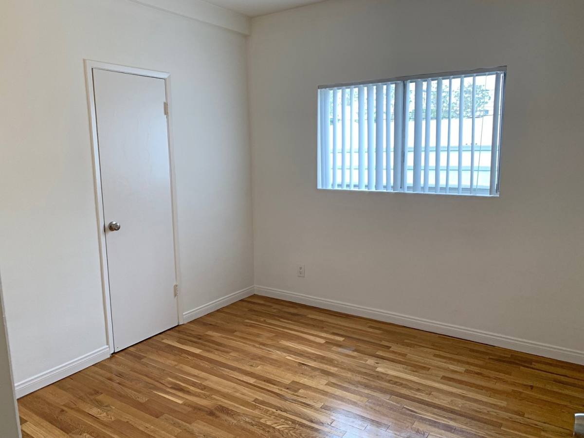 Apartment for rent at 1814 Pacific Ave, Venice, CA 90291