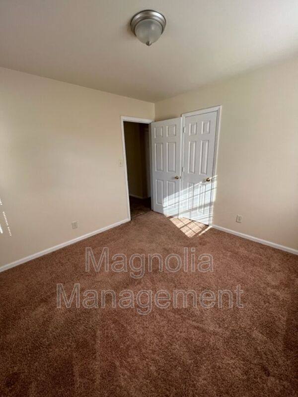 House for rent at 831 High St, Henderson, NC 27536