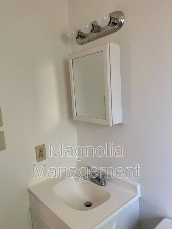House for rent at 831 High St, Henderson, NC 27536
