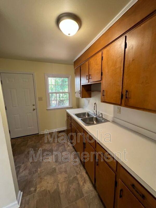 House for rent at 831 High St, Henderson, NC 27536