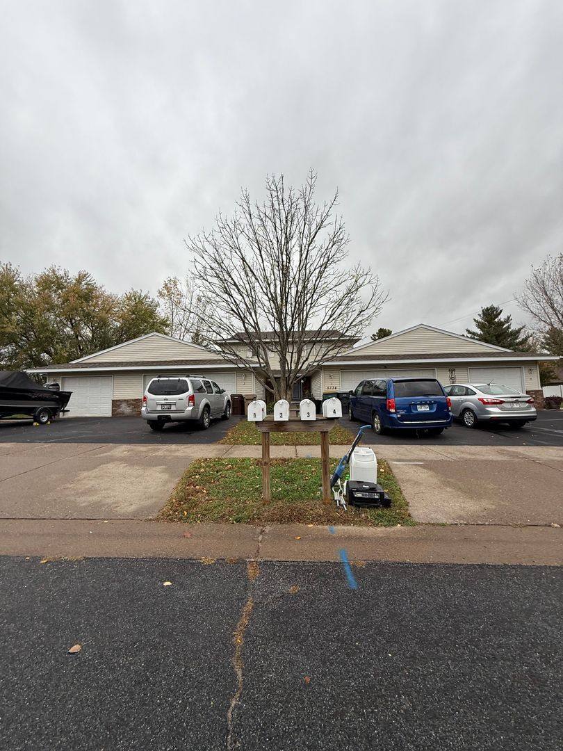 Apartment for rent at 5734 Gables Dr, Eau Claire, WI 54703