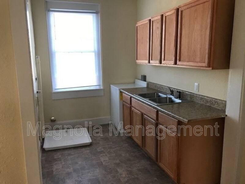 Apartment for rent at 514 N Beckford Dr #B, Henderson, NC 27536