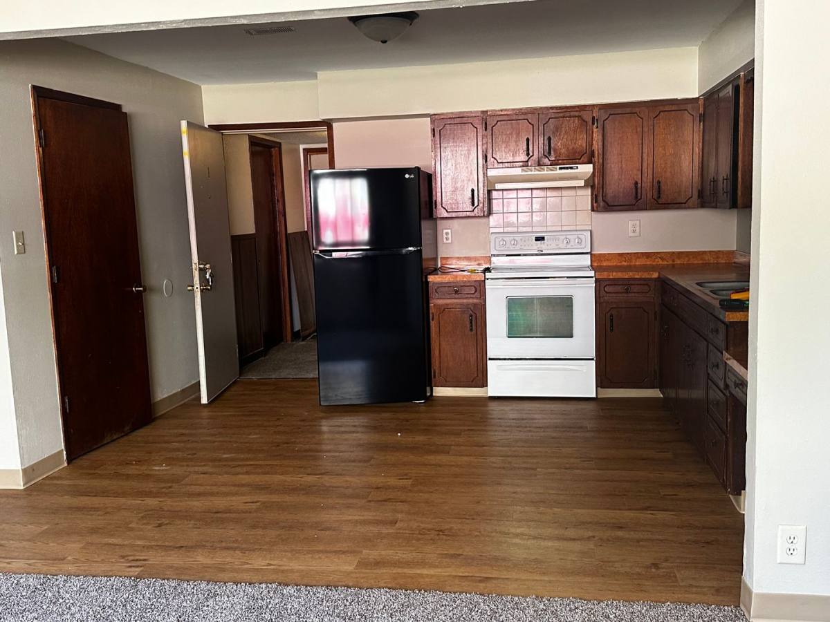 Apartment for rent at 606 Cedar St, Duncombe, IA 50532