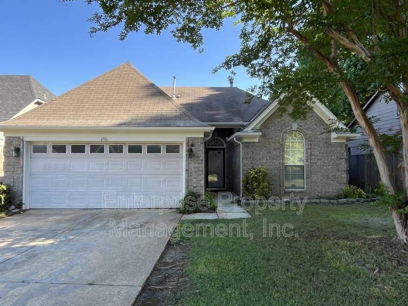 House for rent at 6986 Parkbrook Lane, Cordova, TN 38018