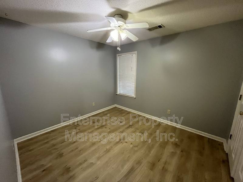 House for rent at 6986 Parkbrook Lane, Cordova, TN 38018