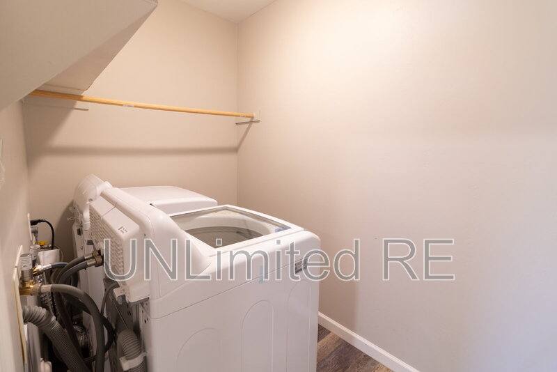 House for rent at 216 E Zuni Dr, Flagstaff, AZ 86005