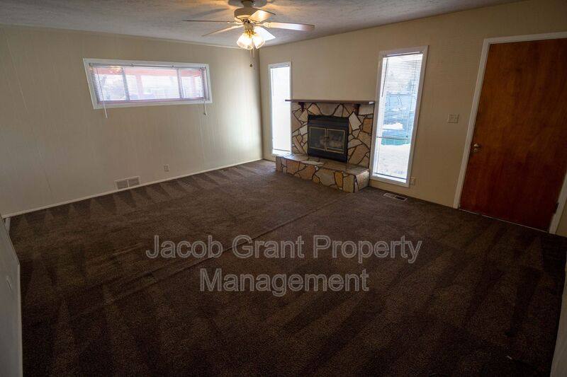 House for rent at 251 Garden St, Idaho Falls, ID 83402