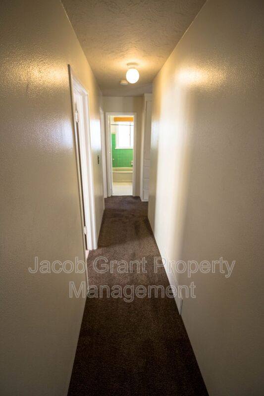 House for rent at 251 Garden St, Idaho Falls, ID 83402