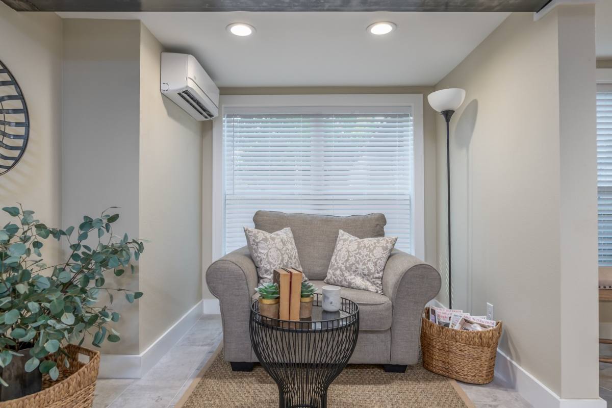 Apartment for rent at 321 S Bois D Arcade Ave, Tyler, TX 75702