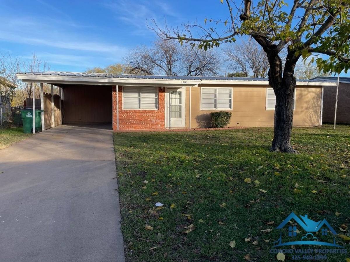 House for rent at 1208 Clairmont, San Angelo, TX 76905