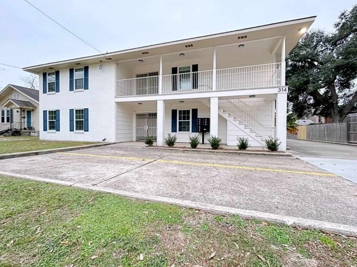 Condo for rent at 314 W Dr, Baton Rouge, LA 70806
