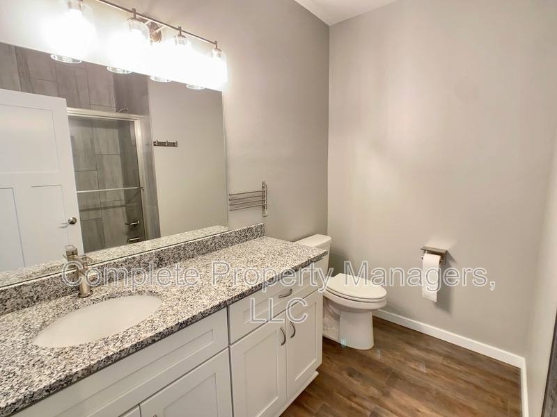 Apartment for rent at 207 4th St E #25, Albert Lea, MN 56007