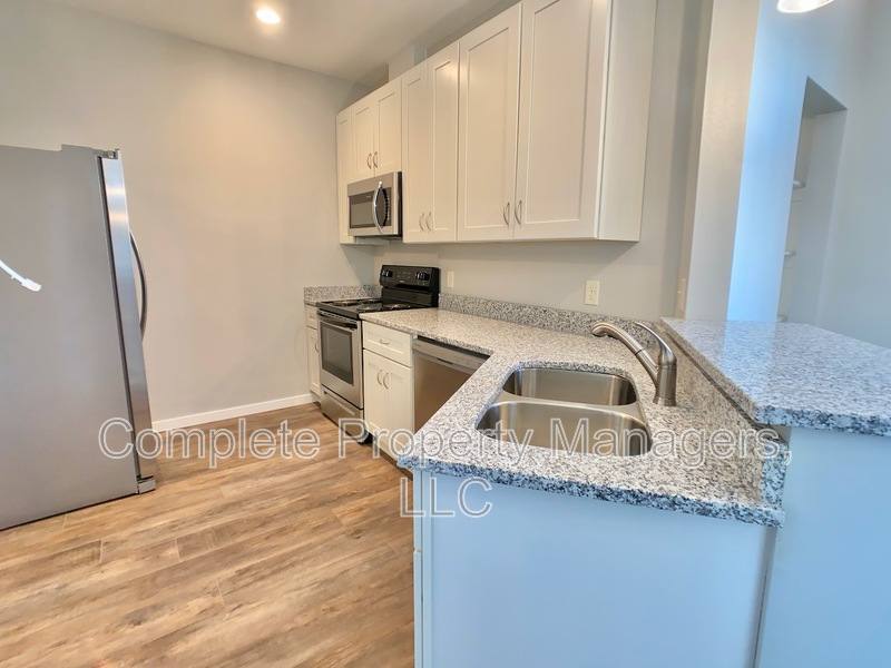 Apartment for rent at 207 4th St E #25, Albert Lea, MN 56007