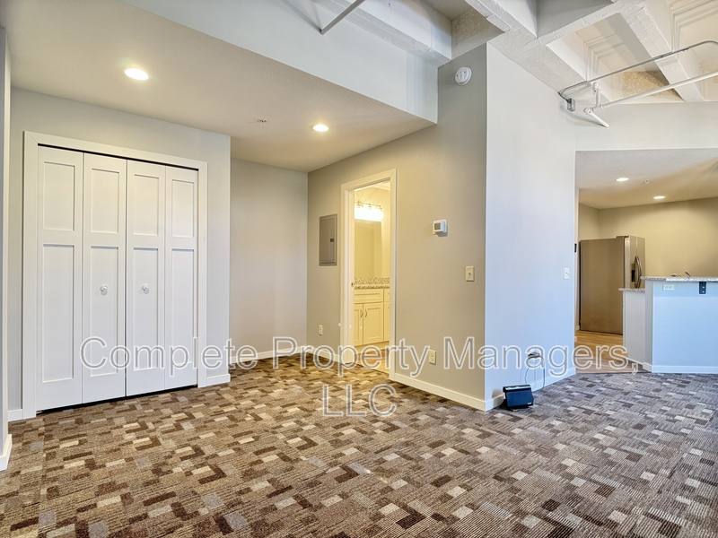 Apartment for rent at 207 4th St E #25, Albert Lea, MN 56007